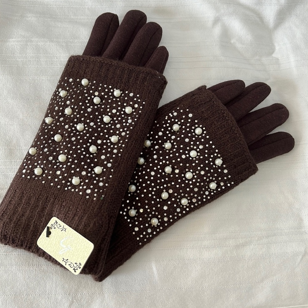 Brown pearl and rhinestone gloves